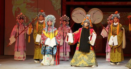 大剧院歌剧节“摆宴”9台28场演出