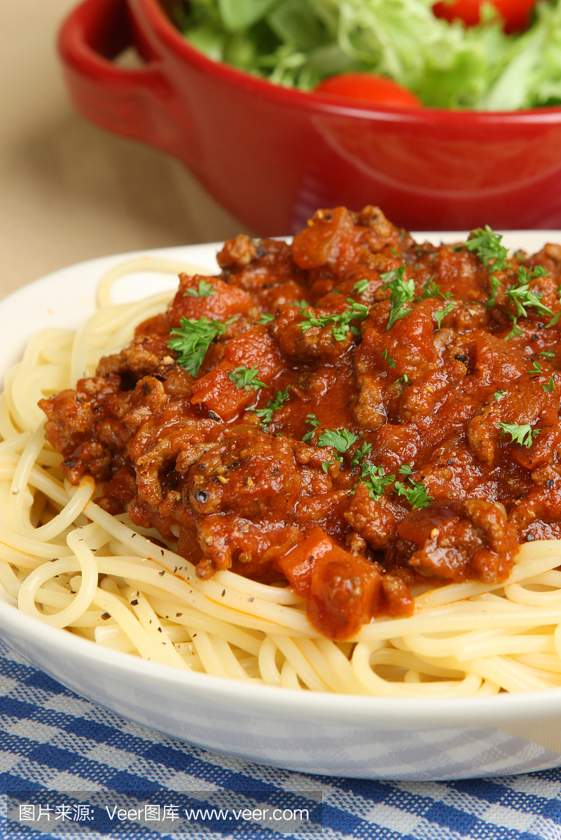 意大利番茄牛肉面,意式炸酱面,肉酱意大利面,意大利式炸酱面