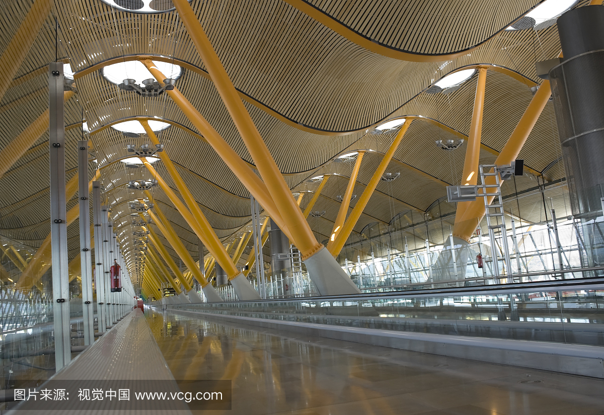 砖地,马德里巴拉哈斯机场,马德里,黄色