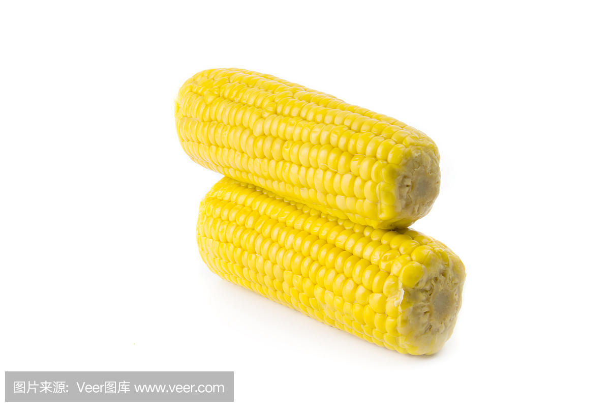 两片新鲜煮熟的甜玉米