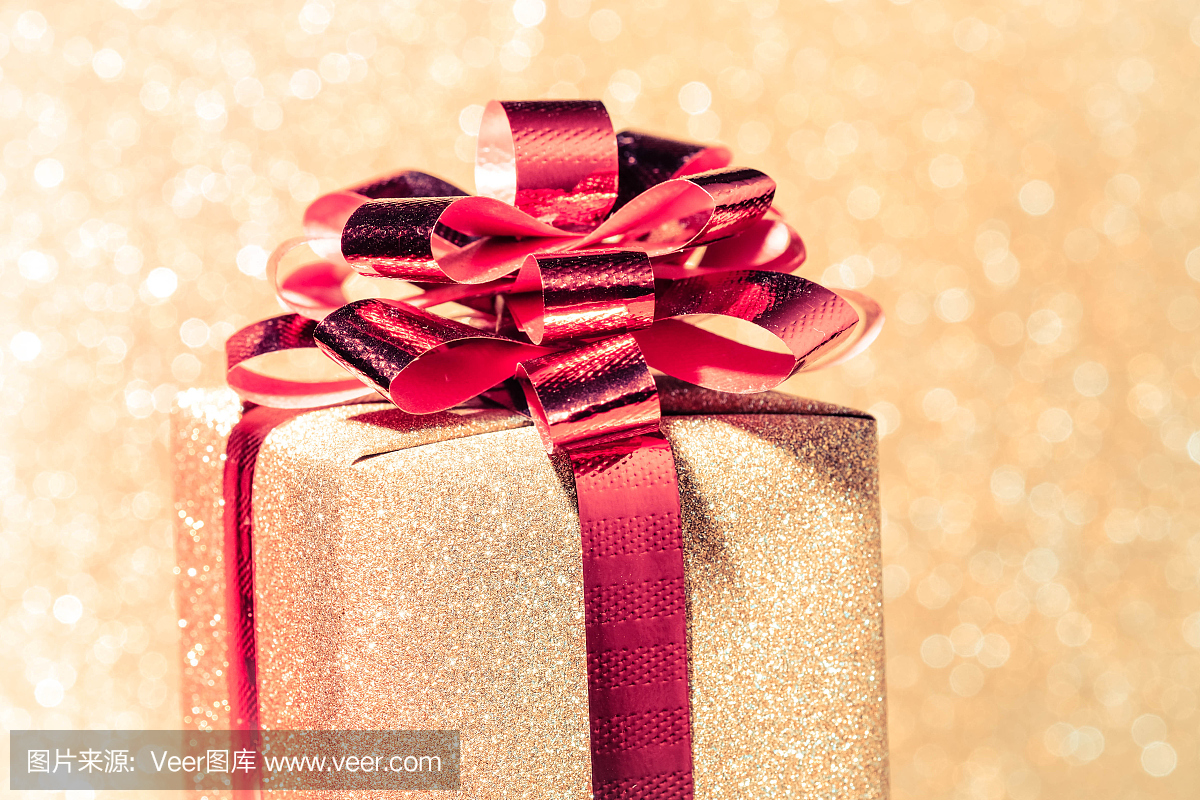 礼品盒圣诞节和新年快乐与滤镜效果复古怀旧风