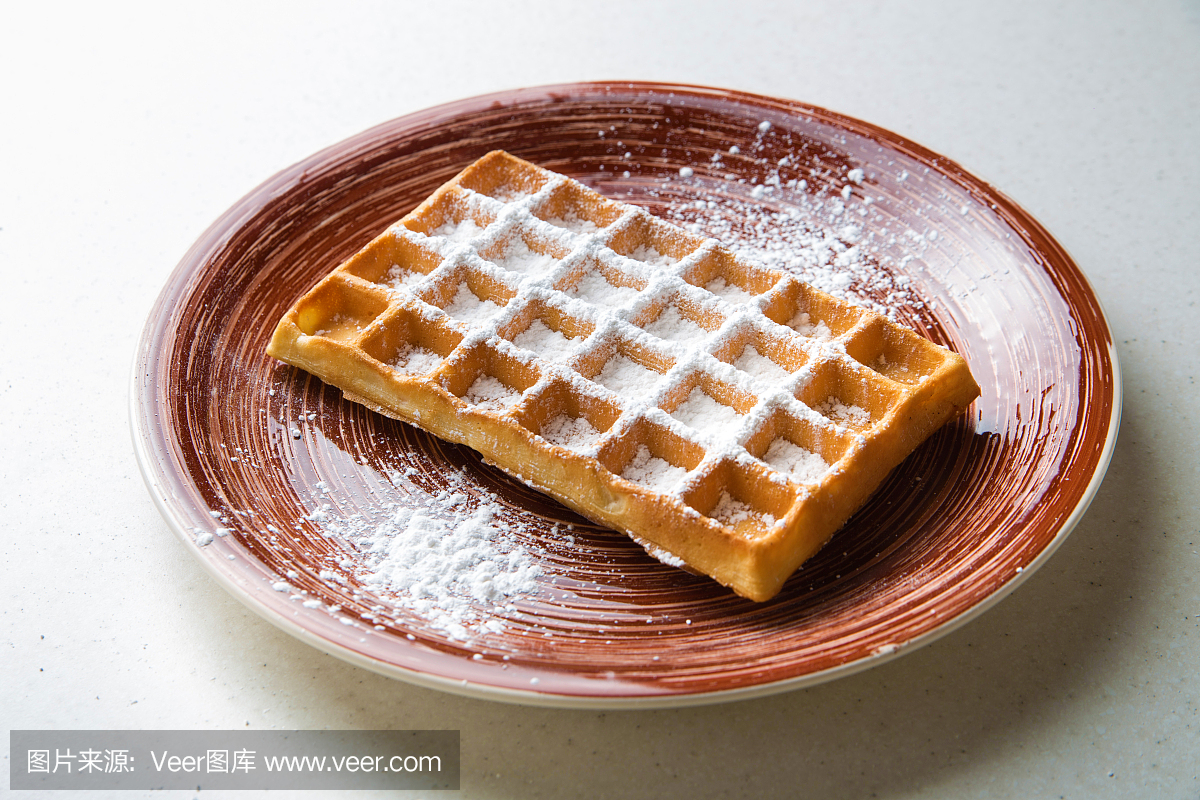 全麦比利时奶蛋烘饼水平的视图