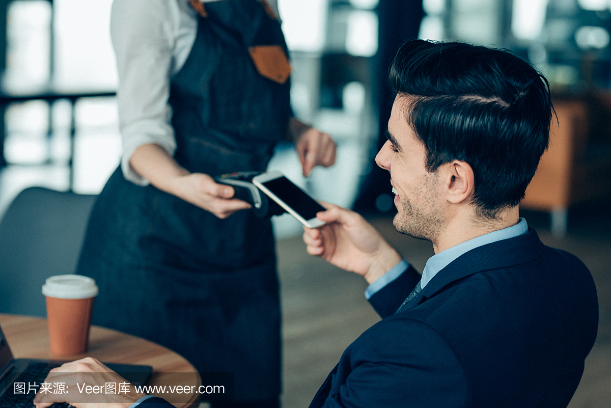 商人制作移动支付