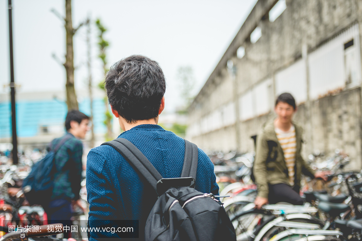 日本学生使用自行车通勤,京都,日本