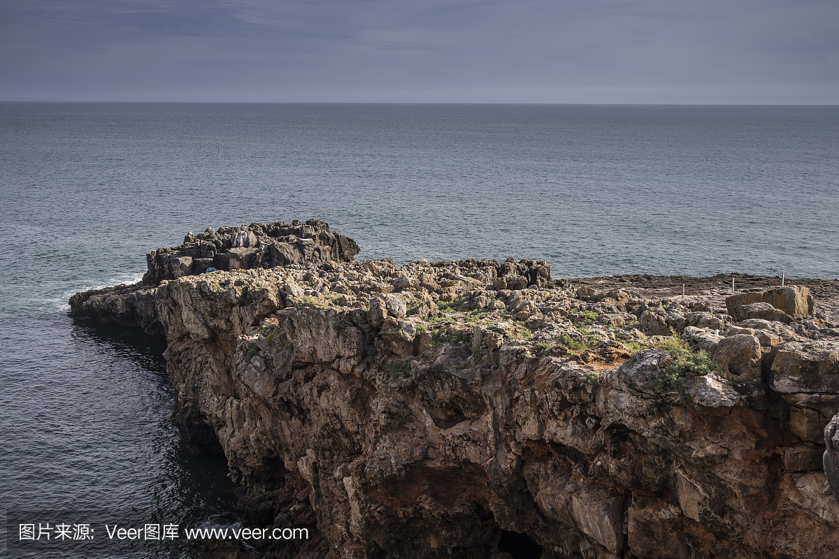 地狱之门的岩石海滩,葡萄牙葡萄牙