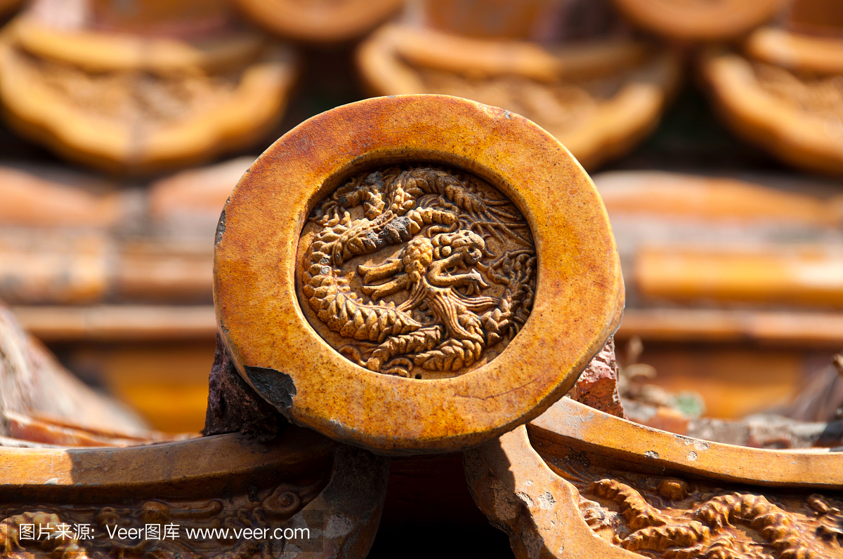 北京紫禁城屋顶瓦龙细节