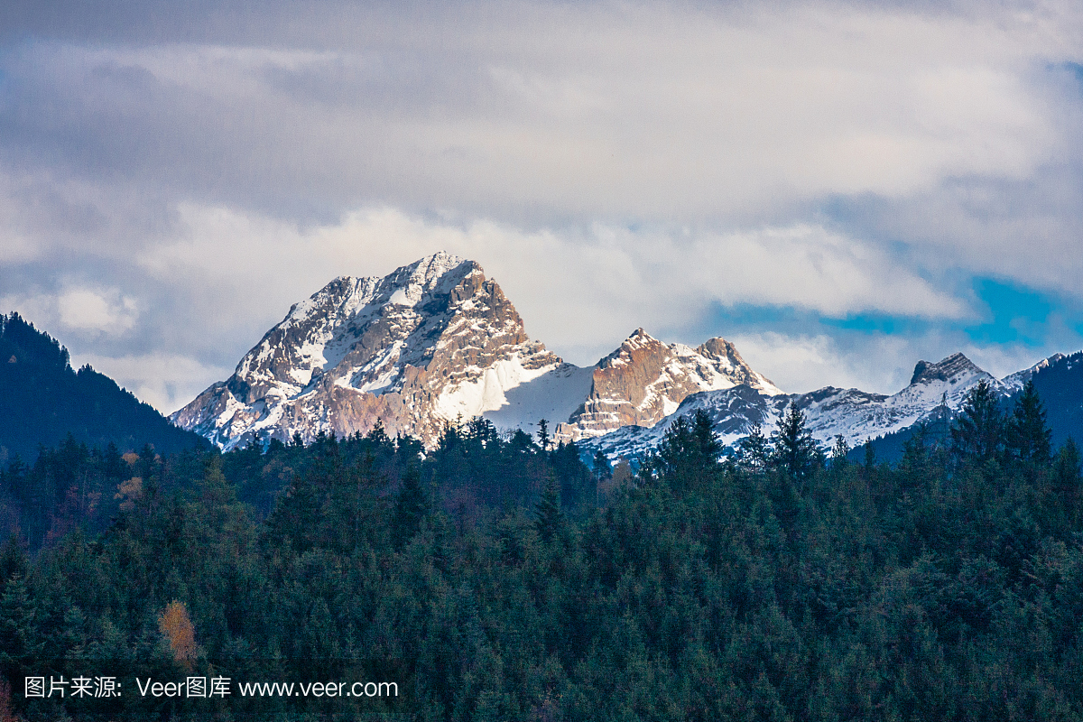 费尔德基希,费尔德奇希,菲尔德基尔希,菲尔特菲
