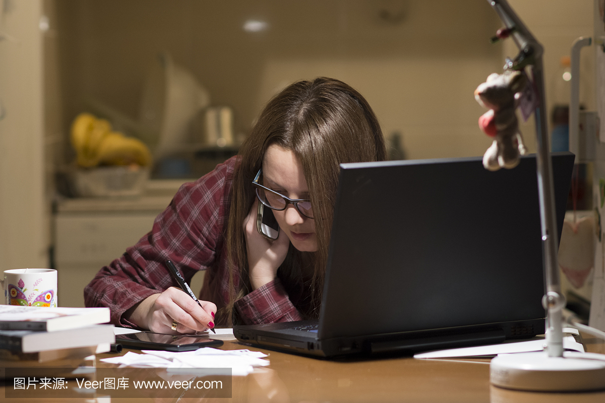 家庭主妇网上支付账单