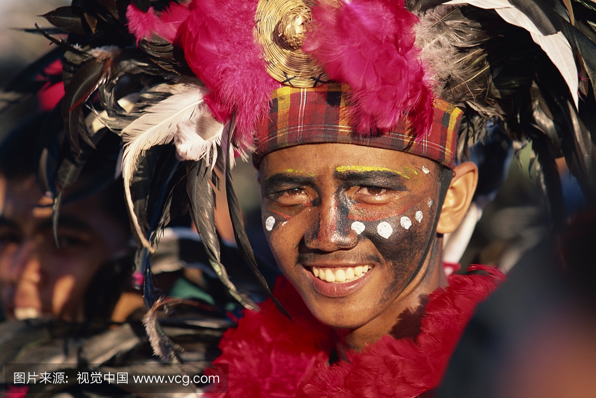 和羽毛的男子肖像,狂欢节狂欢节,菲律宾泛亚岛