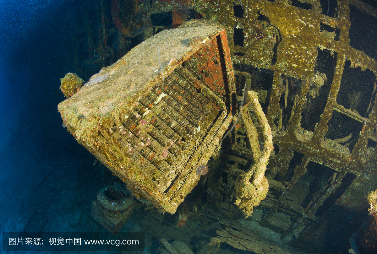 破坏者的残骸USS安徒生,比基尼环礁,密克罗尼
