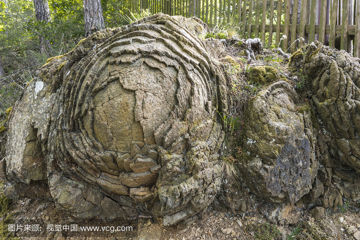 天然的纪念碑,玄武岩,中等泥盆纪,形成了3.9亿