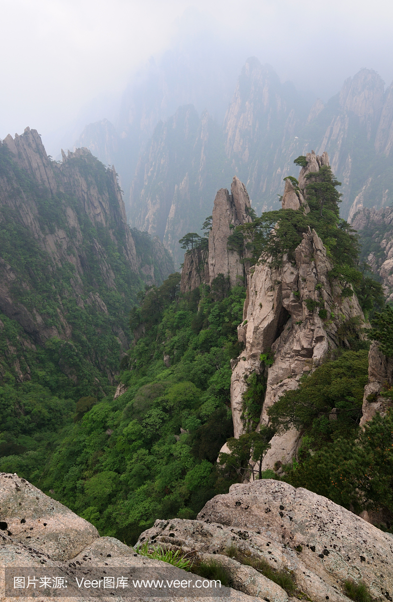 落山景观在黄山