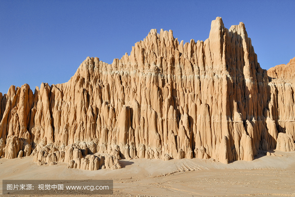 岩石形成,详细地在美国内华达州Pioche附近的