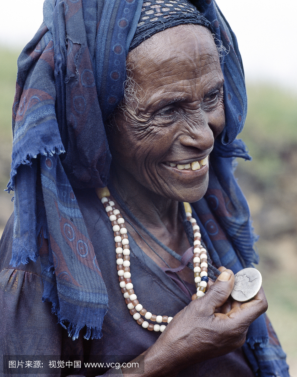 埃塞俄比亚,Shewa省,Senbete。一名Oromo老