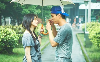 爱情文艺电影《听见下雨的声音》剧照高清壁纸-101kb