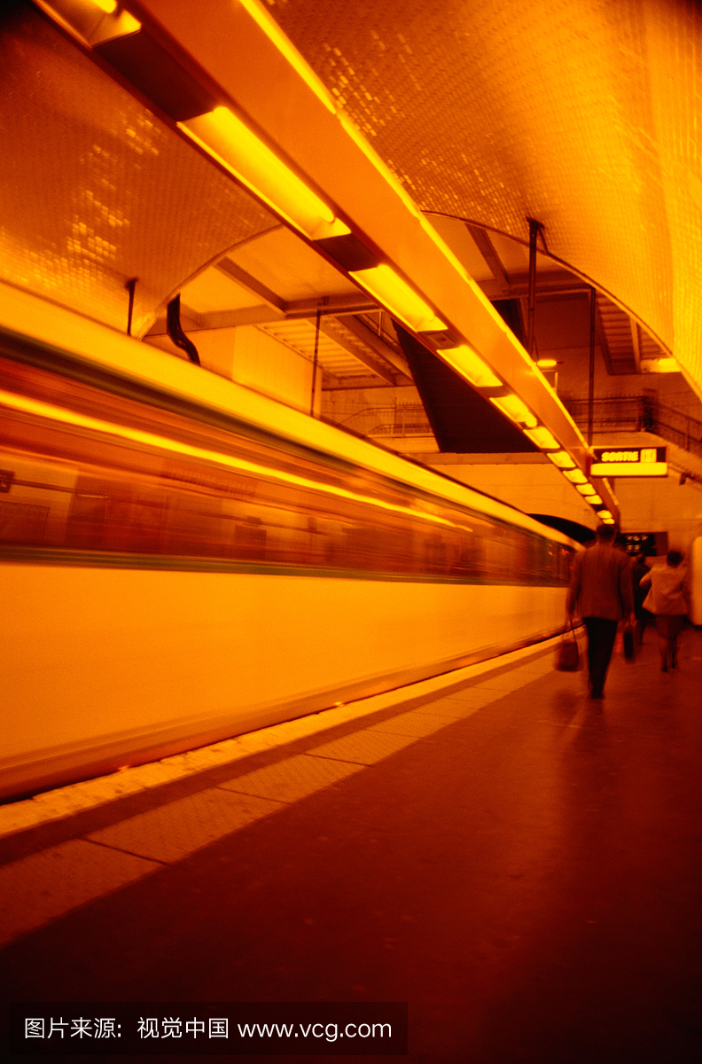地铁隧道在巴黎