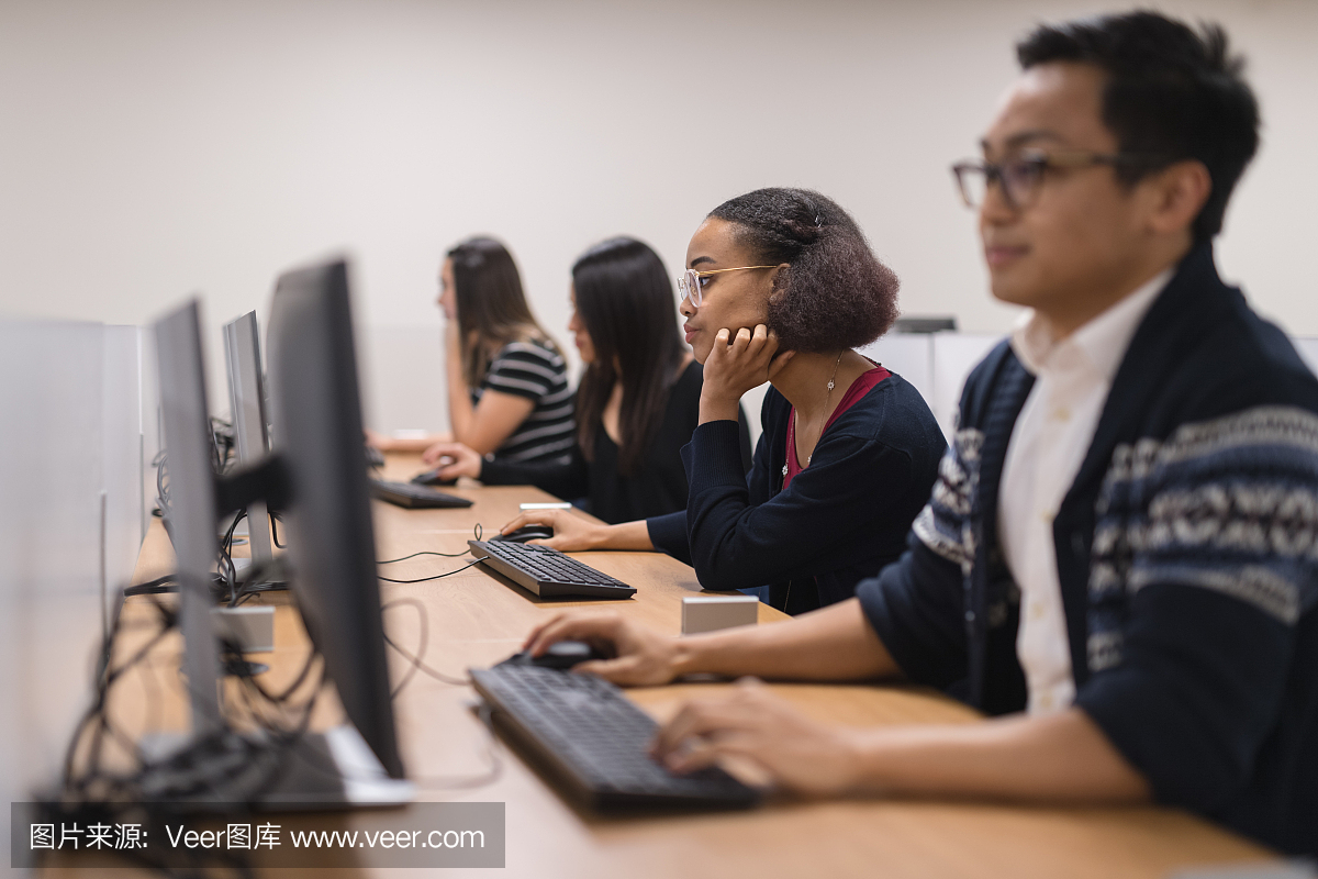 电动汽车如何充电才更合适？四个点告诉你！