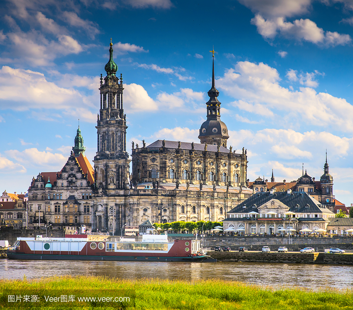 昂格鲁撒克逊人,古英语,古代英语,易北河