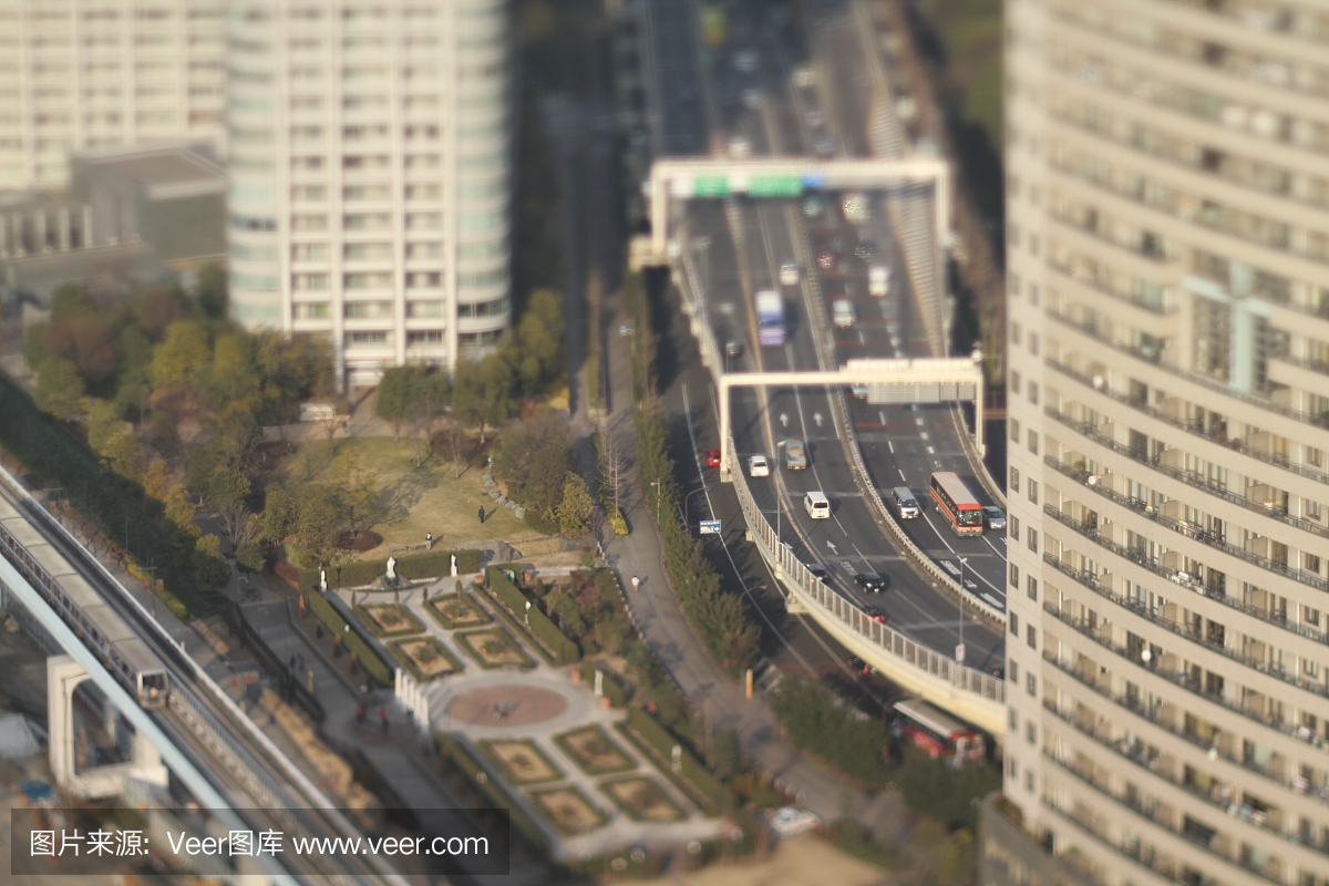 东京世贸中心大楼的小景观