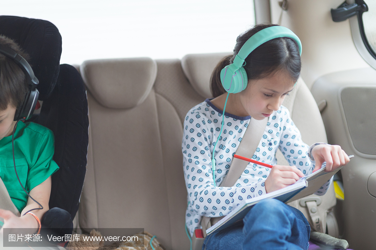 旅途,休闲游戏,汽车内部,走神