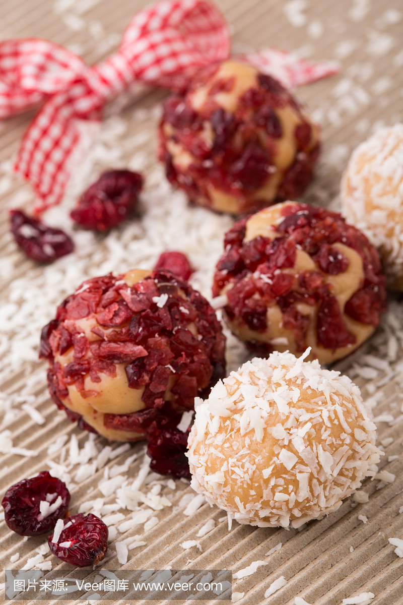 巧克力酱,榛子酱,垂直画幅,吃