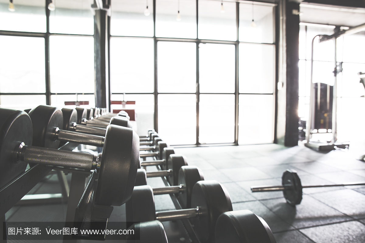空房间健身房设备