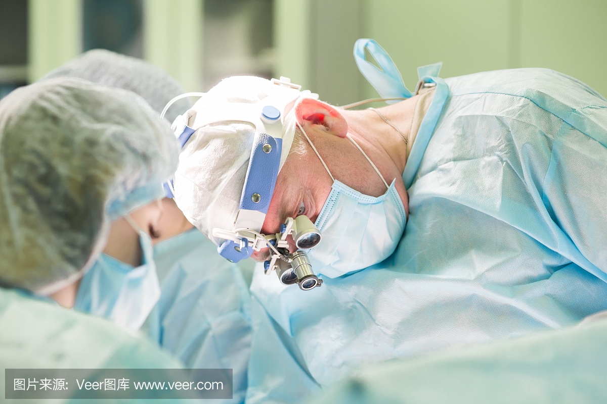 整形外科医生,整容医师,抽脂术,吸脂