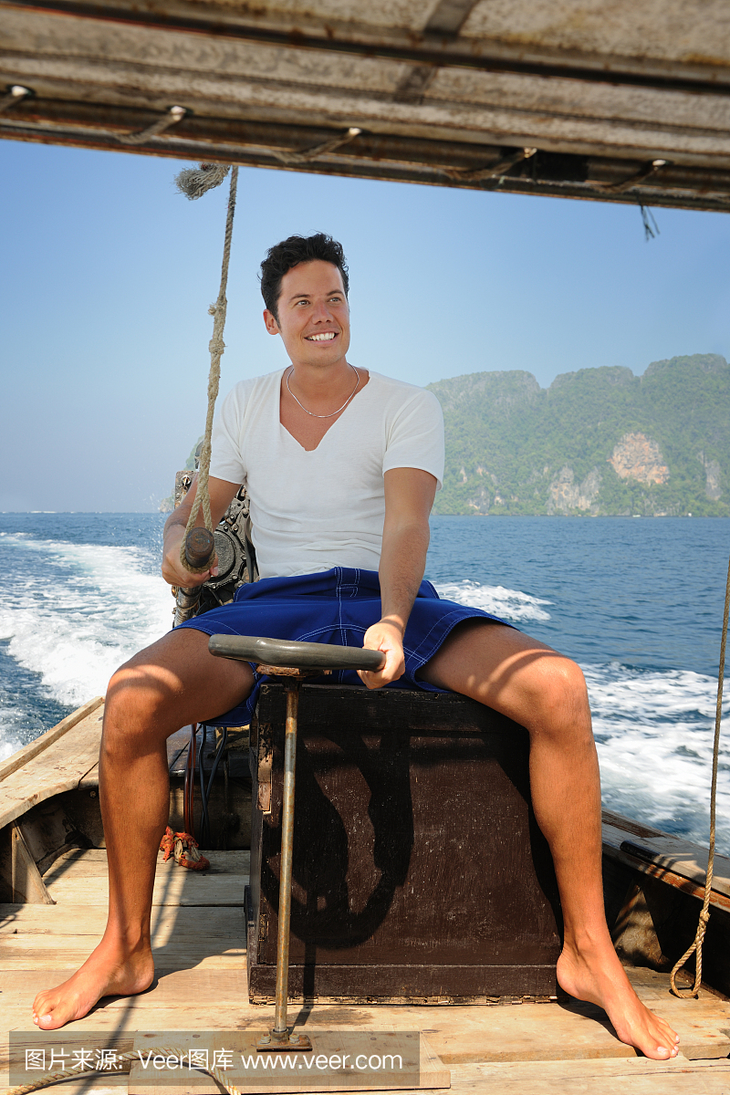 旅游硬化泰国长尾船,披披岛,泰国