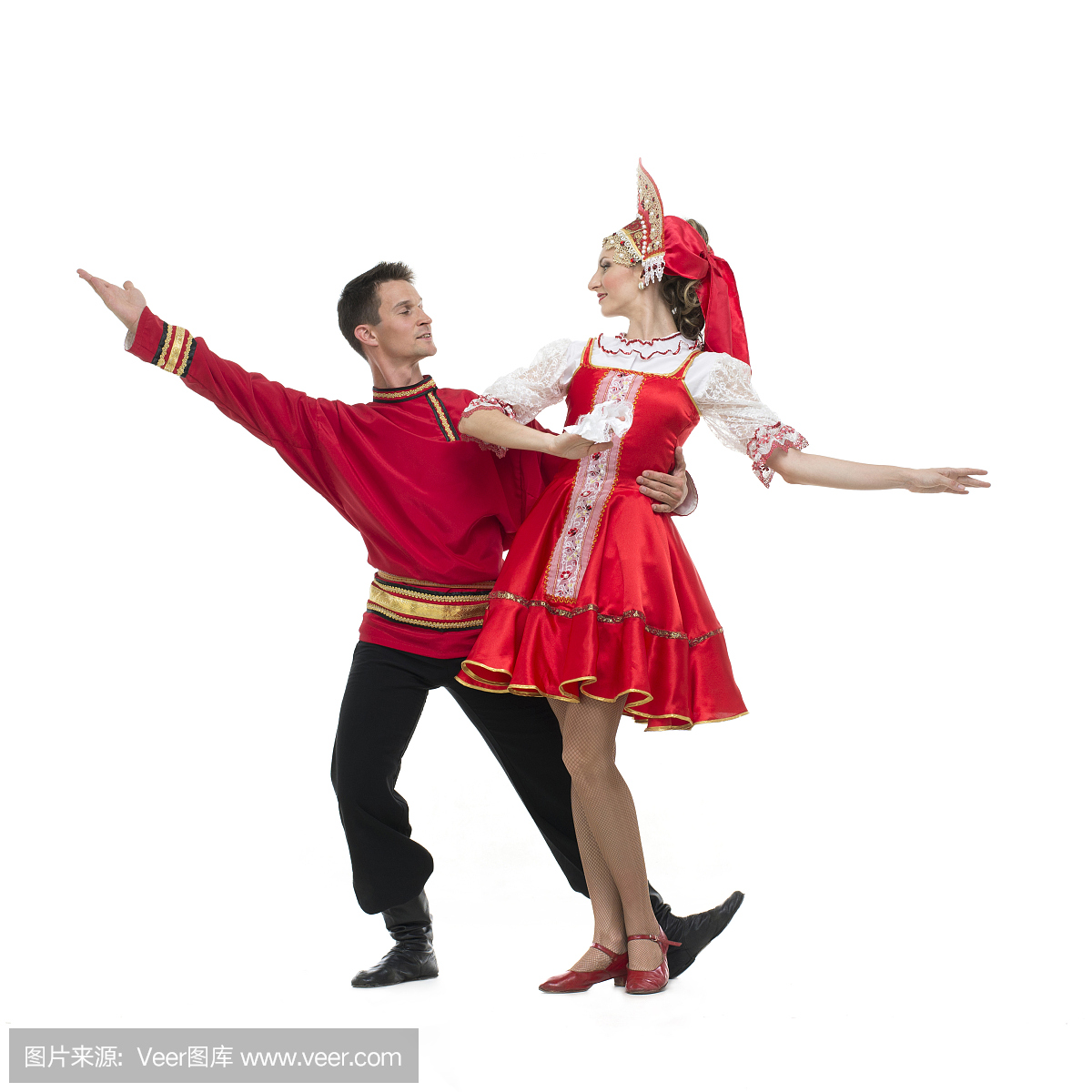 几个舞蹈家在俄罗斯传统的服装