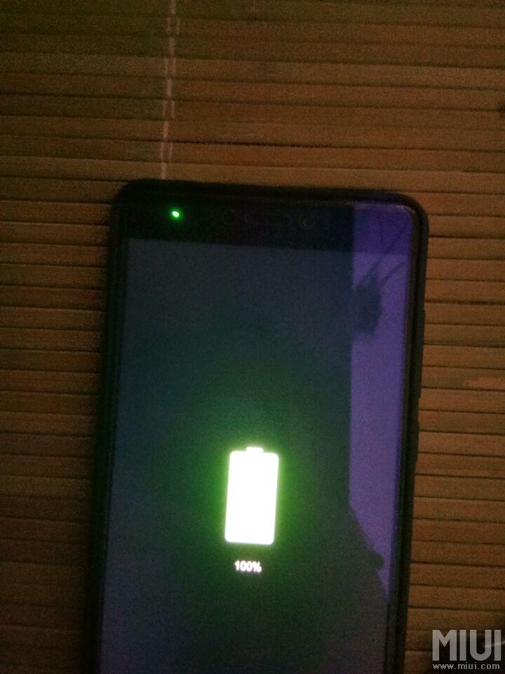 小米 呼吸灯 闪 不开机_小米手机熄屏呼吸灯闪_oppo手机呼吸灯一直闪