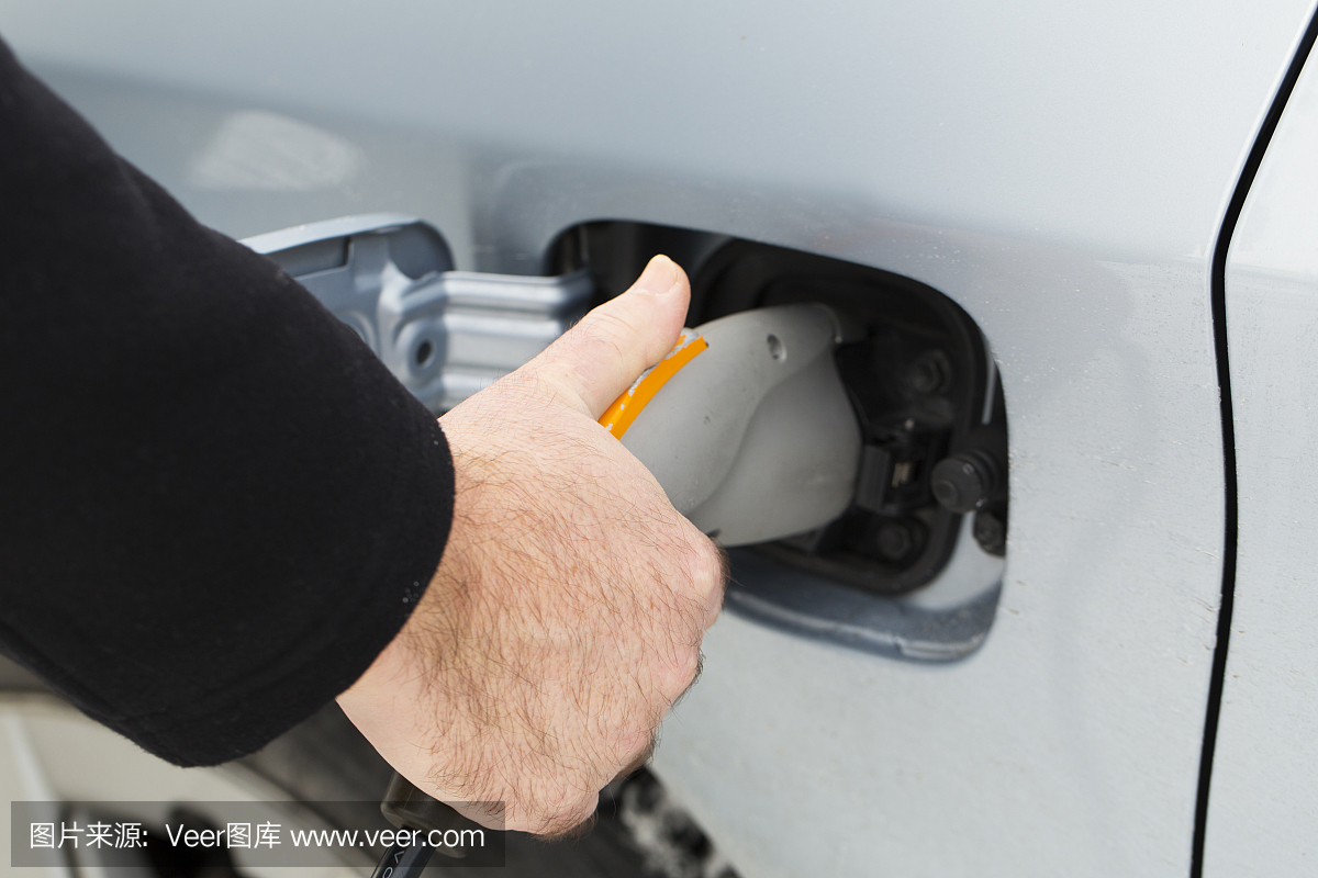 全球5大电动车充电衔接器规范