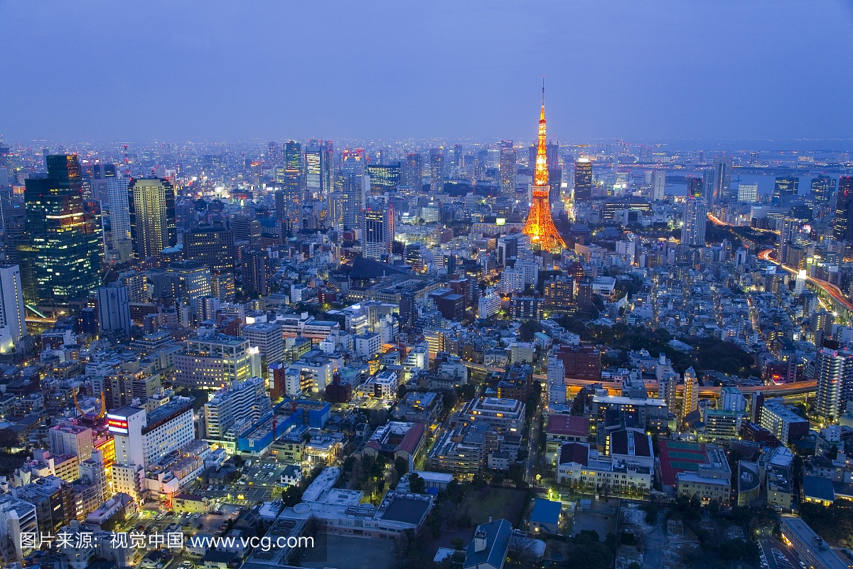 日本东京都港区六本木东京塔的鸟瞰图。
