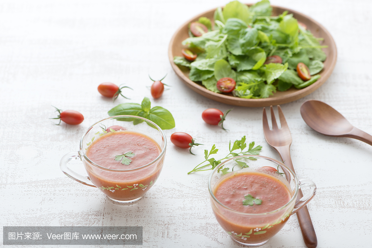 西班牙凉菜汤,酸辣冷汤,凉菜汤,樱桃番茄