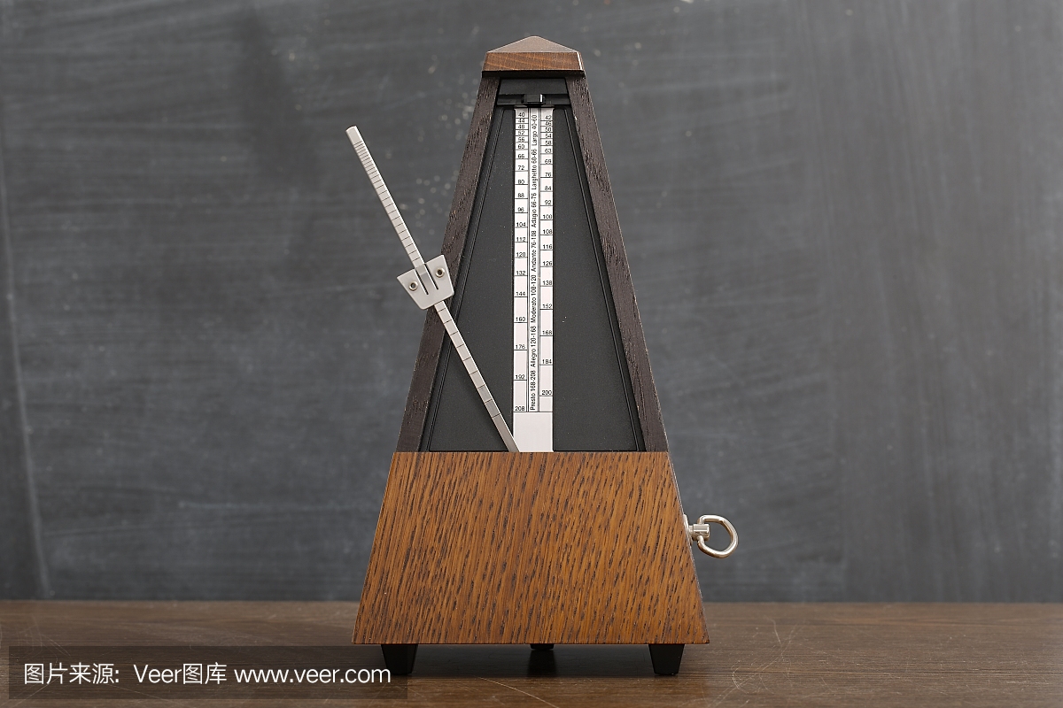 核对时间,对表,对时间,看时间