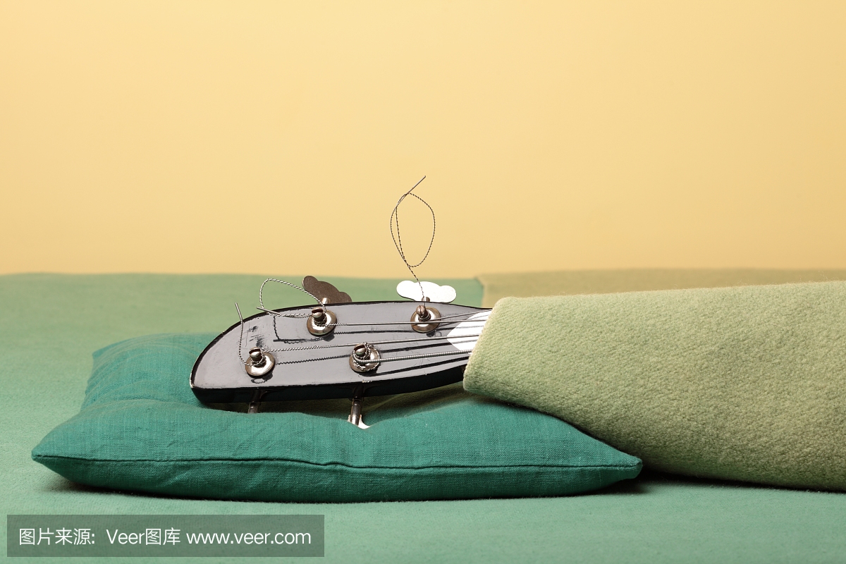 床,吉他,水平画幅,绿色