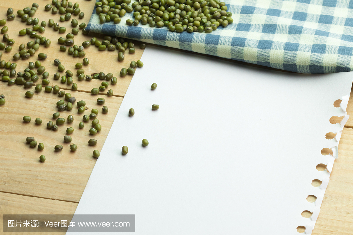 蒙在餐巾和床单纸上的干豆复制空间