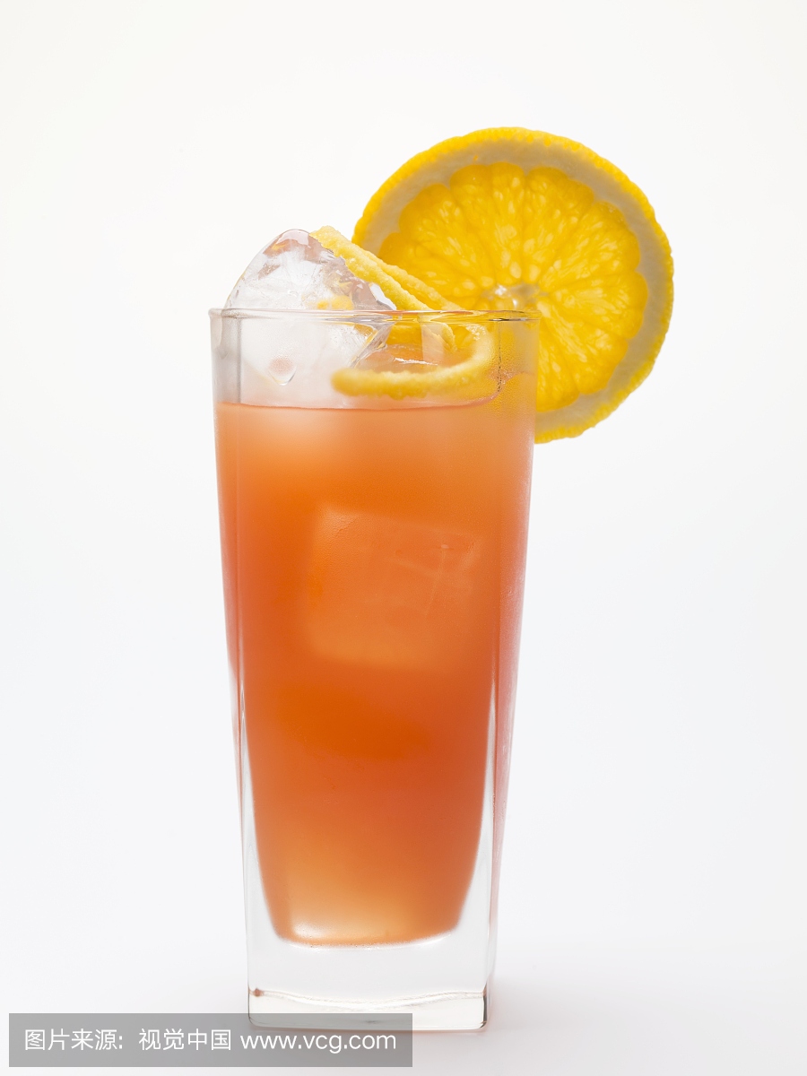 血橙饮料与冰块