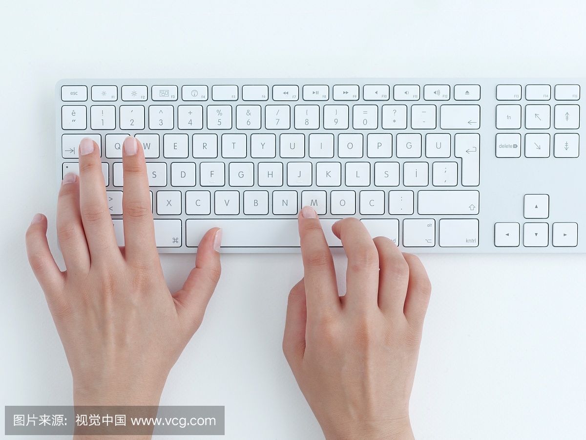 dnf打了字之后,再按回车键在按下键就会变成你刚才