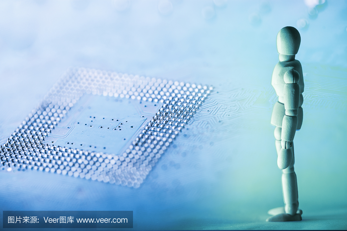 与木小雕象的CPU电路板