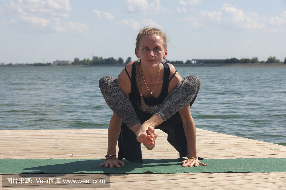 乐竞全站网页版登录入口下载杨毅点评东契奇对敏捷小后卫的“恐怖”：凯尔特人缺乏云云的防守利器